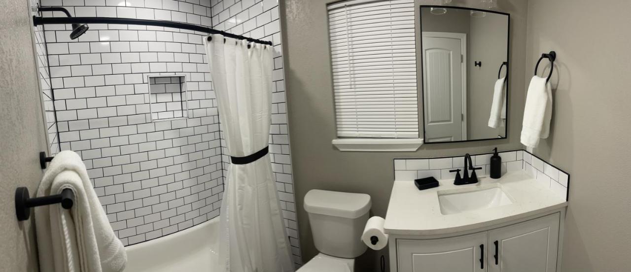 Apt 2- High Plains Lodge At Nomad Landing Clayton Buitenkant foto